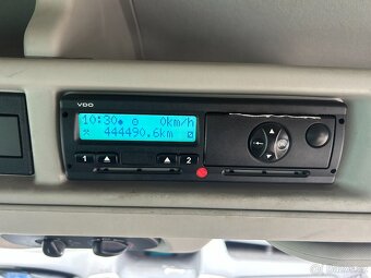 Minibus Ford Transit 2.2TDCI 18 sedadel - 16