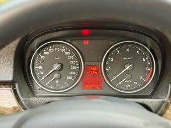BMW 335i e92: man.,RWD,MPaket,generální servis,DPH,faktury - 16