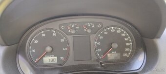 Volkswagen Polo - 16