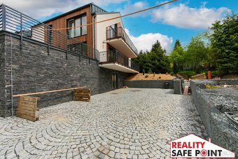 Prodej bytu 3+kk, 85 m2 - Železná Ruda, ev.č. 00639 - 16