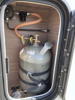 Prémiový obytný vůz VW  Knaus 500 MQ, 2024, 3 lůžka, automat - 16