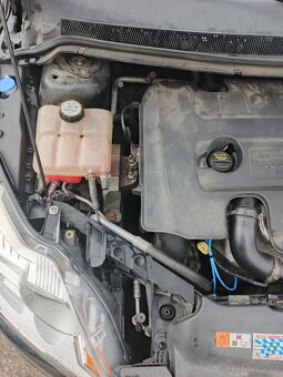 Prodám Ford Focus Combi 1.6 TDCi, r.vyroby 2010 - 16