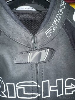 Úplně nová kombinéza na motorku Richa - 16