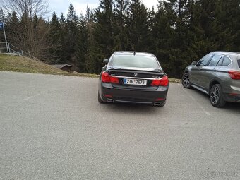 740D xdrive.Zcela nové rft letní pneu Pirelli.Výkon 249kw - 16