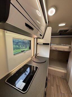 Forster A699DVB - 6míst jízda / 8 lůžek - 16