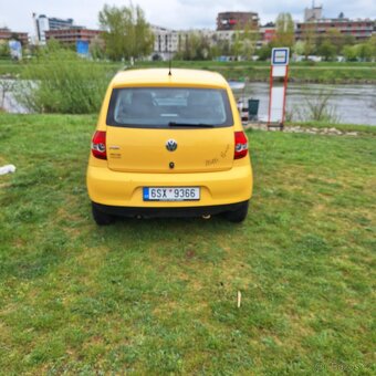 Prodám VW Fox 1,2 55 hp, jako nový - 16
