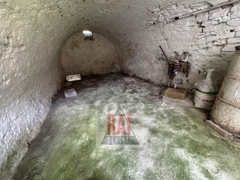 Prodej - zemědělská usedlost, stodoly, pozemky - Moravec - 16