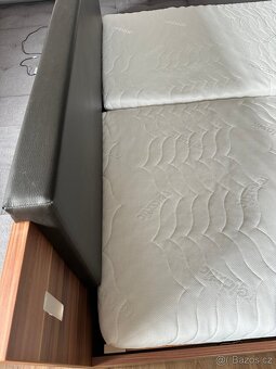 Moderní postel dvoulůžko - 16