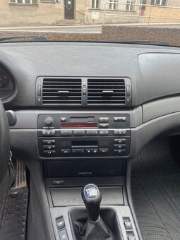 BMW 318i E46 - 16