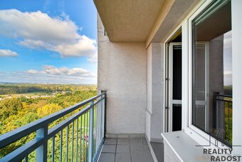 Prodej družstevního bytu 2+kk s krásným výhledem v Ostravě- - 16