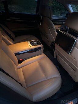BMW 740D XDRIVE 230kw najeto 155xxx - 16