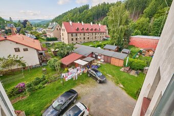 Prodej bytu 2+kk se zahradou v Trutnově - 16