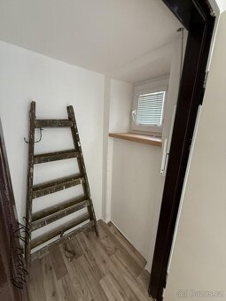 Prodej bytu 2+1 s balkonem,  CP 81 m2, Vsetín, ul. Na Kamenc - 16