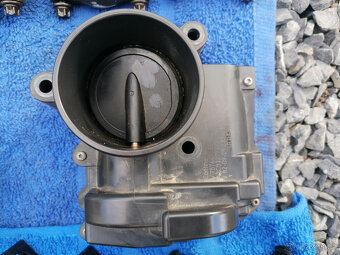 Peugeot Citroen Mini BMW 1,4 VTi díly motoru - 16