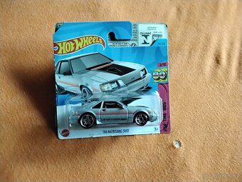Hot Wheels 4 - 16