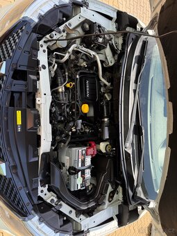 Nissan Qashqai 1.6dci 96kw 2014 panorama 4x4 - 16