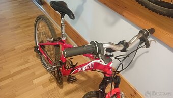 dětské kolo Specialized Hotrock 24 - 16