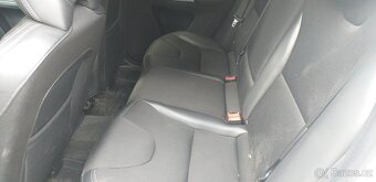 Volvo XC60 2017 - 16