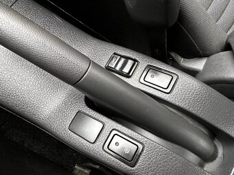 Suzuki SX4 1.6 16V 4x4 88kW 1. Majitel Tažné ALU kola 2013 - 16