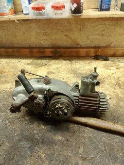 Motor Jawa 555 - 16