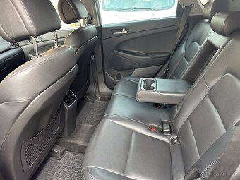 Hyundai Tucson TLE 2.0 CRDi 4x4 Premium manuál - 16