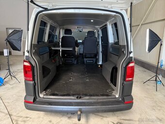 Volkswagen Transporter, 2.0 8 míst Zachovalý - 16
