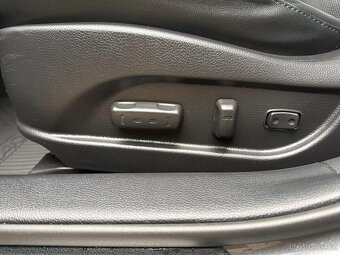 🔷 Hyundai i40 Combi 1.7 CRDi – MAXIMÁLNÍ VÝBAVA 🔷 - 16