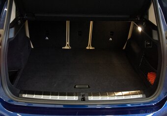 BMW X1 xDrive 20i A/T - 16