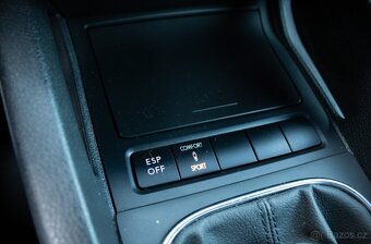 Volkswagen Scirocco 2.0 TSI 210k - 16