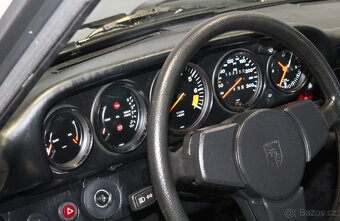 Porsche 911 3.0 S/C Coupé z roku 1981 - 16