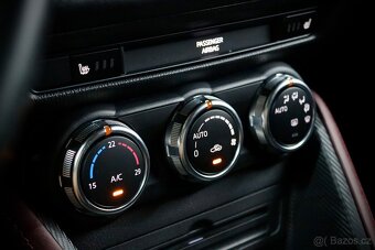 Mazda CX-3  2.0 Skyactiv-G 88 kW  Sports-Line - 16