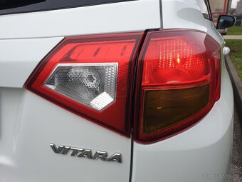 Suzuki Vitara 1.6i 88KW NAVI KAMERA Servis SUZUKI - 16