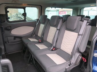 Ford Tourneo Custom 2.2 TDCi LONG L2 TITANIUM 8-MÍST CZ - 16