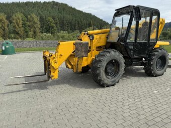 Teleskopický nakladač tovární značky jcb loadall 530-110 - 16