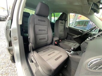 VW Tiguan 2.0 TDi DSG 4x4,Serviska,Senzory - 16