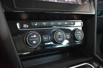 Volkswagen Passat 2.0 TDI 140kW DSG 4x4 TAŽNÉ DPH - 16