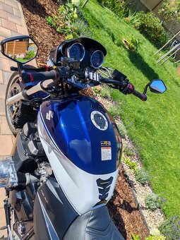 Suzuki GSX 1400 2007 - 16