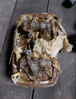 Originální nové hlavy z vojenského depozitu Dněpr Ural K750 - 16