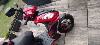 Skútr 125 - 16