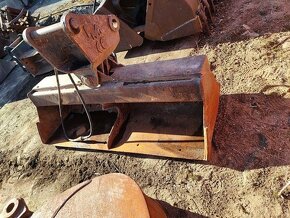 12t kolové rypadlo Liebherr A310 B + příslušenství - 16