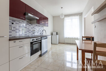 Dům 6 a více o ploše 390 m2 - Praha, Kobylisy - 16