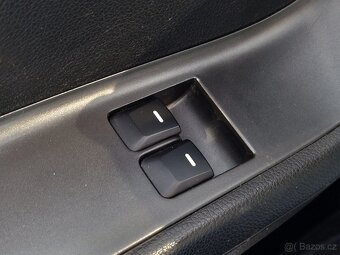 Kia Picanto 1.0i 48KW ČR Klima 22469KM REZERVOVÁNO - 16