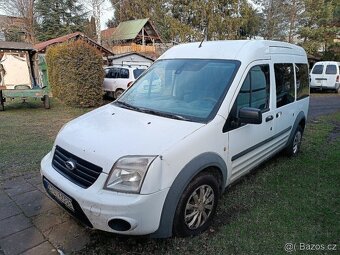 Prodám Ford Tourneo Conect Rok výroby: 2011 Barva Bílá - 16