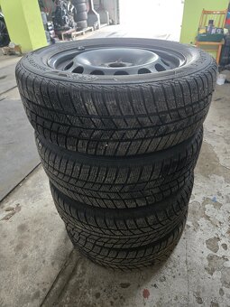 Volkswagen Golf VI 1,4TSi 90kW Highline - 16
