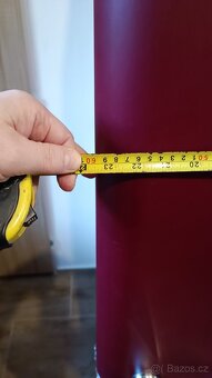 Lednice s mrazákem Schaub Lorenz SL 300R CB - 16