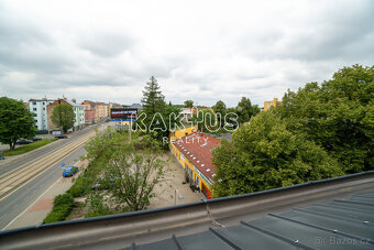Pronájem nového  podkrovního bytu 3+kk,  ulice Oblá (70m2),  - 16