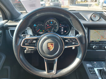 Porsche Macan 3,6 Turbo S AKRAPOVIČ TITAN - 16
