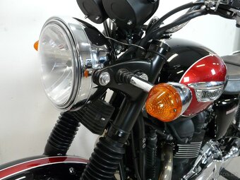 Triumph Bonneville T 100 - 16