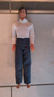 Barbie 4x,Ken 1x(vše MATTEL) - 16
