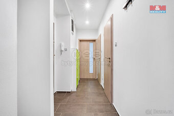 Pronájem bytu 2+kk, 52 m², Pardubice, ul. Benešovo náměstí - 16